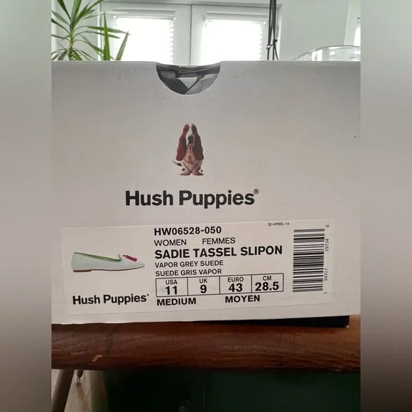 Hush Puppy Loafers, NWT - Picture 3 of 3